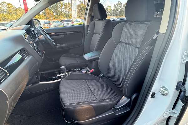 2018 Mitsubishi Outlander ES ADAS ZL