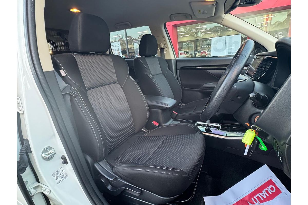 2018 Mitsubishi Outlander ES ADAS ZL