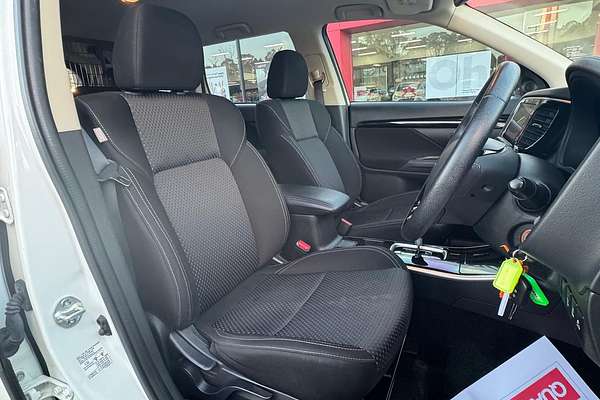 2018 Mitsubishi Outlander ES ADAS ZL