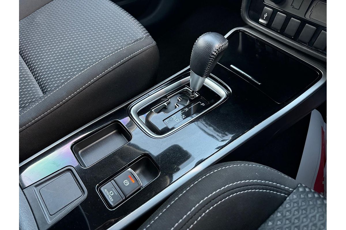 2018 Mitsubishi Outlander ES ADAS ZL