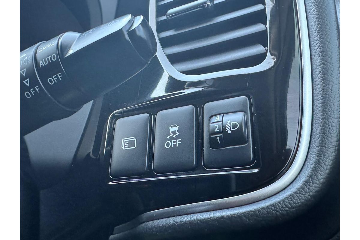 2018 Mitsubishi Outlander ES ADAS ZL