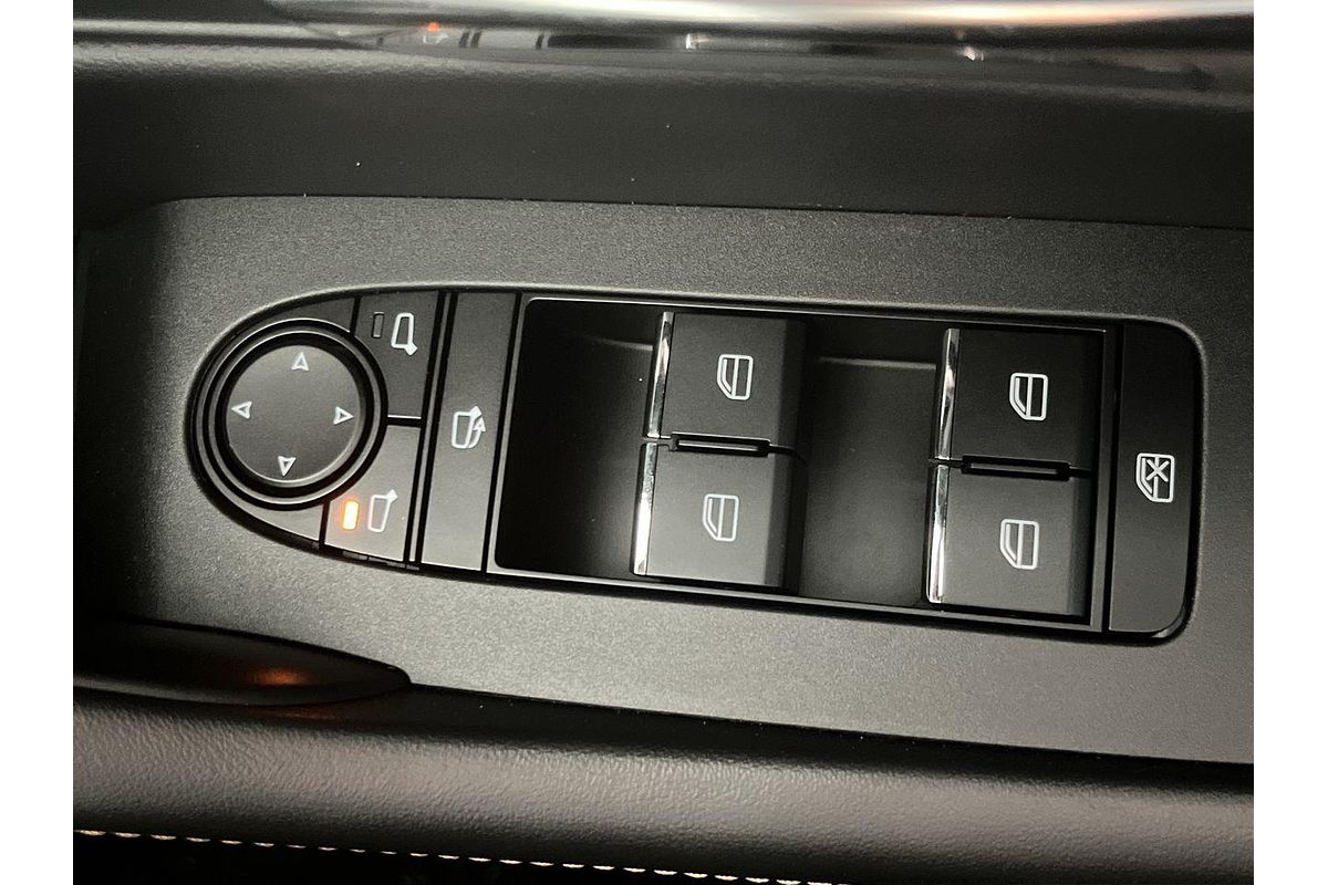 2025 Mazda CX-90 G50e Touring KK
