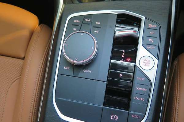 2024 BMW 3 Series 330i M Sport G20 LCI