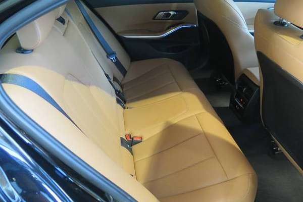 2024 BMW 3 Series 330i M Sport G20 LCI