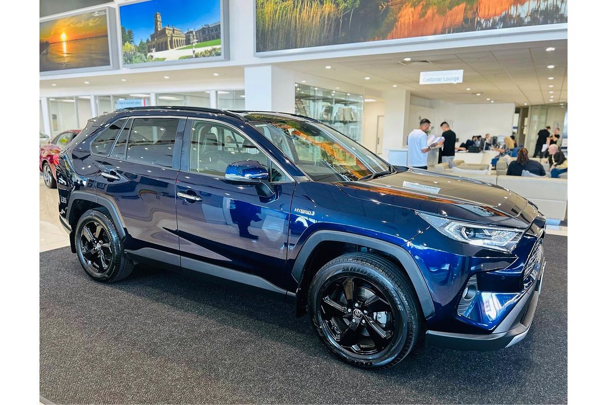 2021 Toyota RAV4 Cruiser AXAH54R