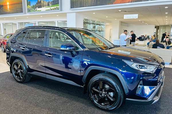 2021 Toyota RAV4 Cruiser AXAH54R