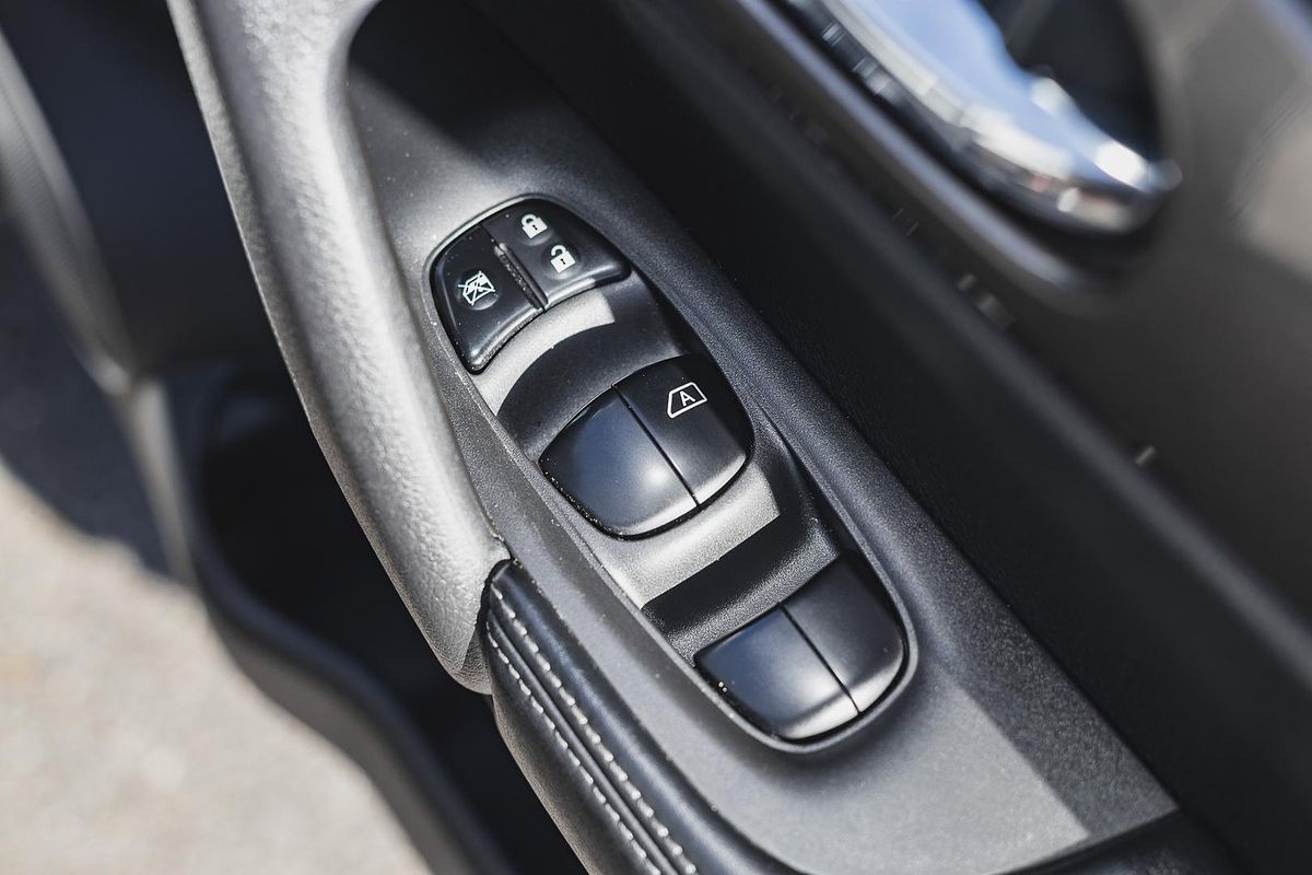 2018 Nissan X-TRAIL ST-L T32 Series II