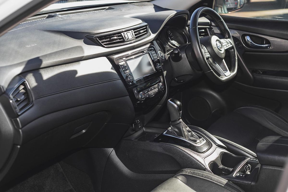 2018 Nissan X-TRAIL ST-L T32 Series II