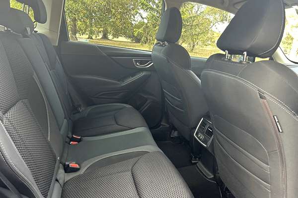 2020 Subaru Forester 2.5i Premium S5
