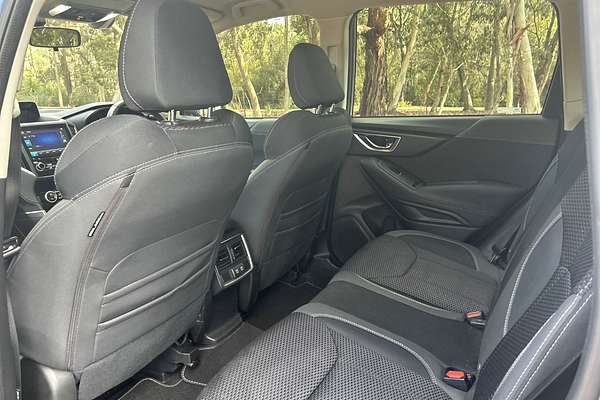 2020 Subaru Forester 2.5i Premium S5