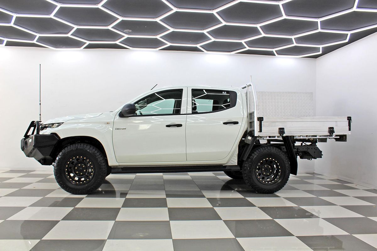 2023 Mitsubishi Triton GLX MR 4X4