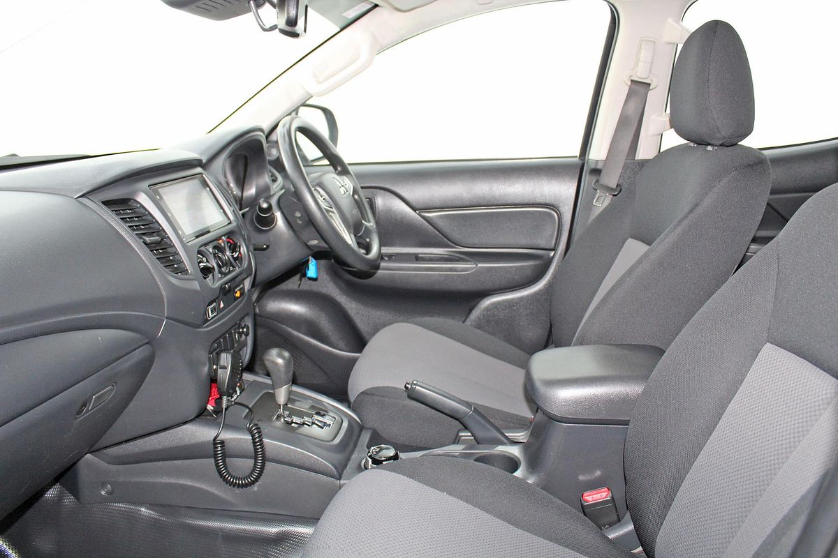 2023 Mitsubishi Triton GLX MR 4X4