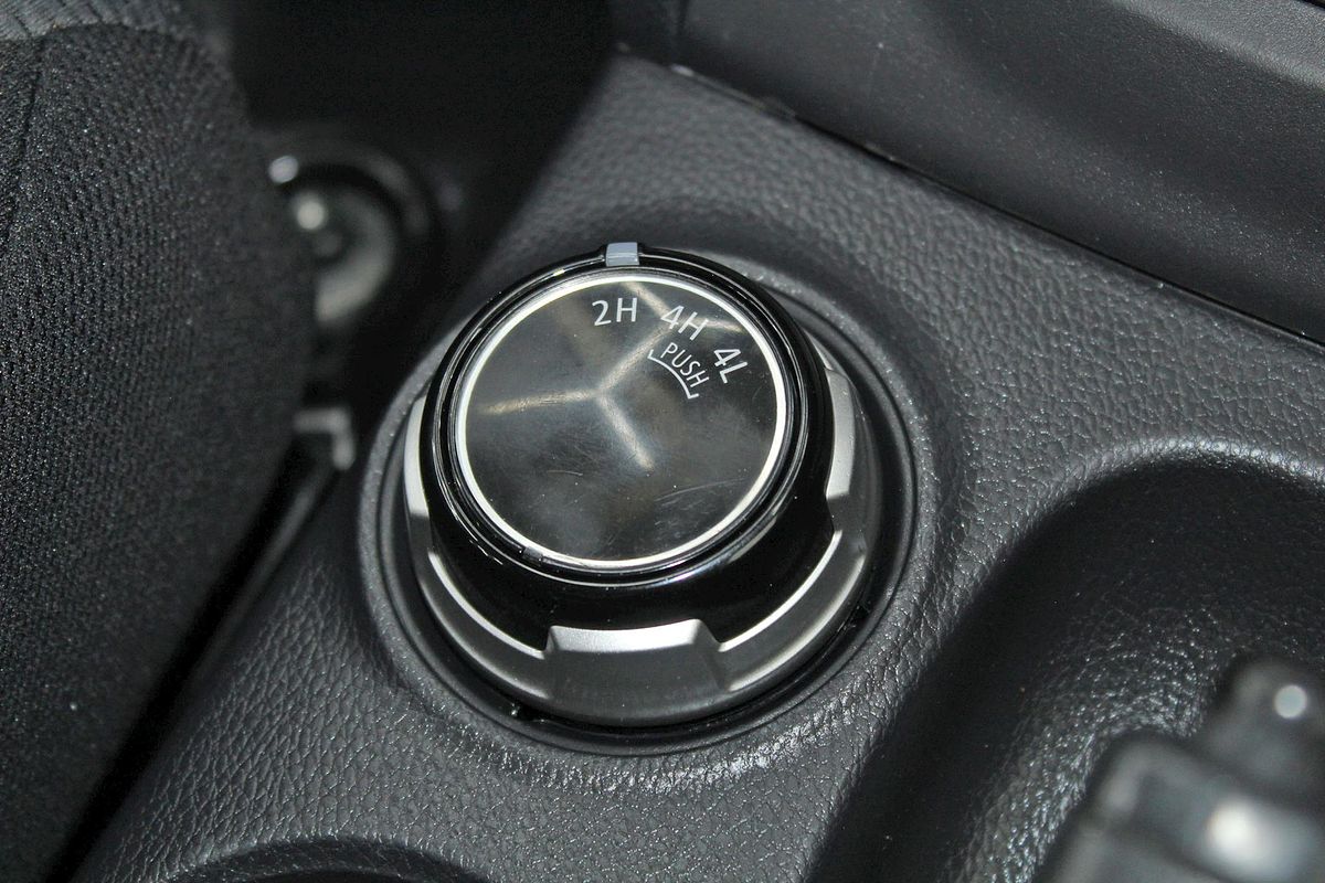 2023 Mitsubishi Triton GLX MR 4X4