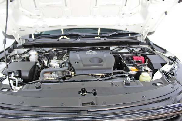 2023 Mitsubishi Triton GLX MR 4X4