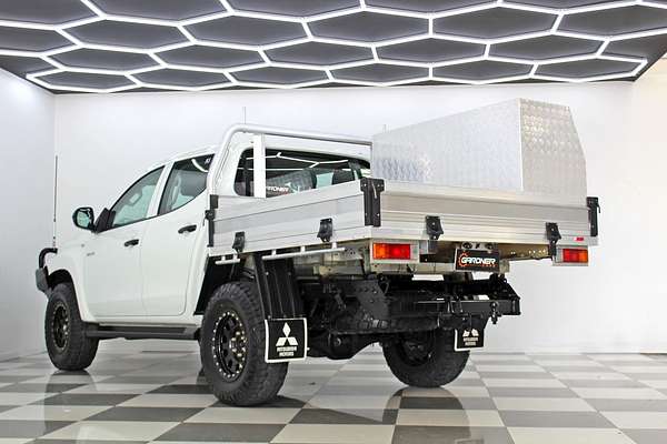 2023 Mitsubishi Triton GLX MR 4X4