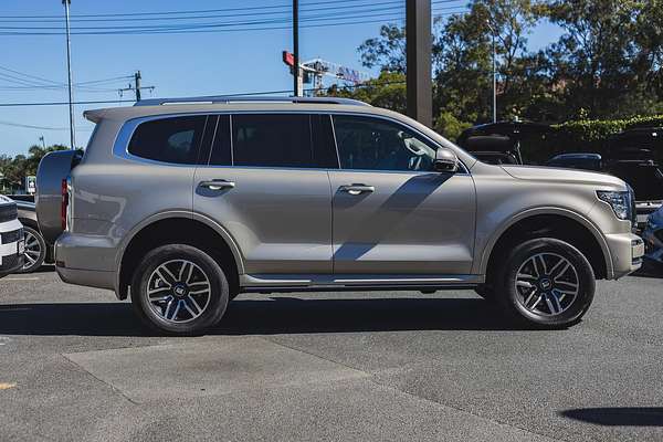 2024 GWM Tank 500 Ultra Hybrid P03
