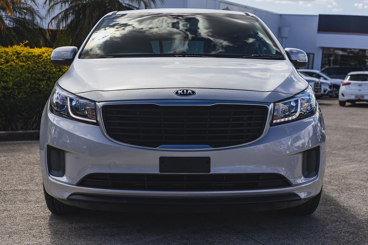 2017 Kia Carnival S YP