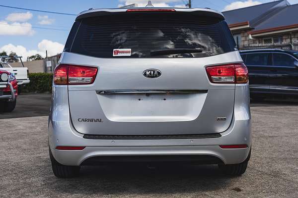 2017 Kia Carnival S YP