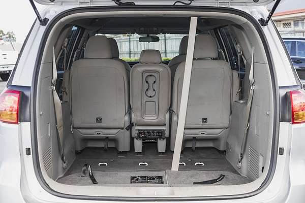 2017 Kia Carnival S YP