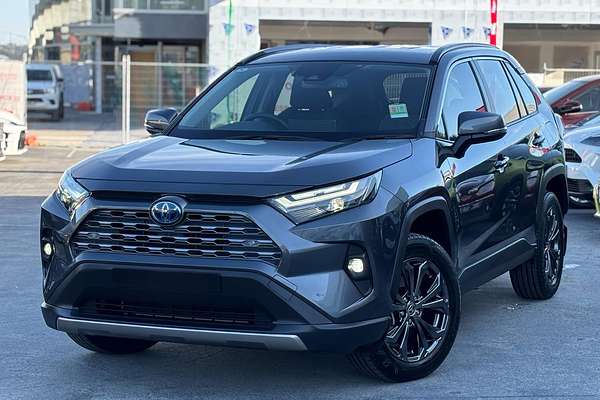 2024 Toyota RAV4 GXL AXAH52R