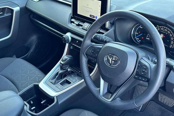 2024 Toyota RAV4 GXL AXAH52R
