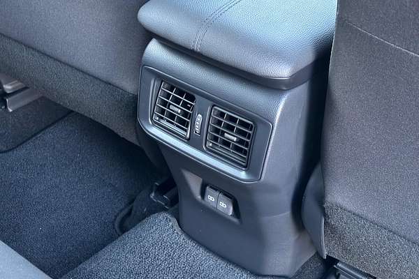 2024 Toyota RAV4 GXL AXAH52R