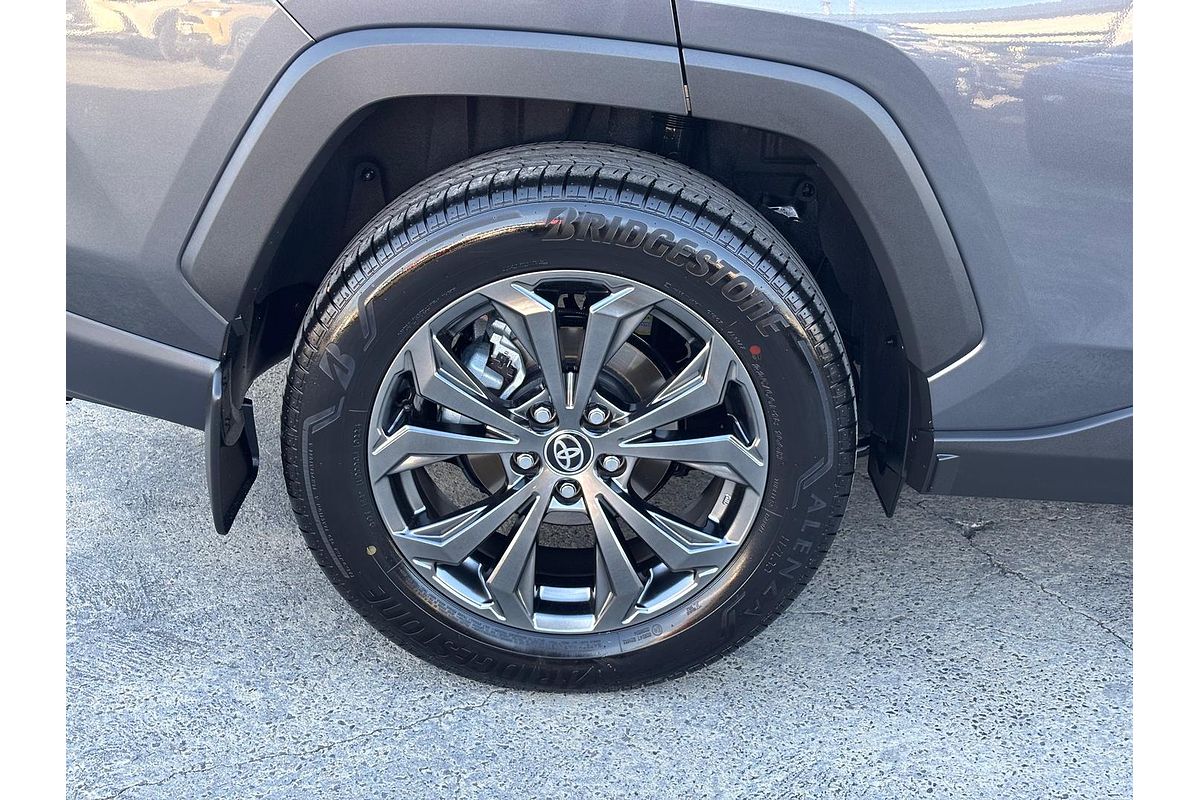 2024 Toyota RAV4 GXL AXAH52R