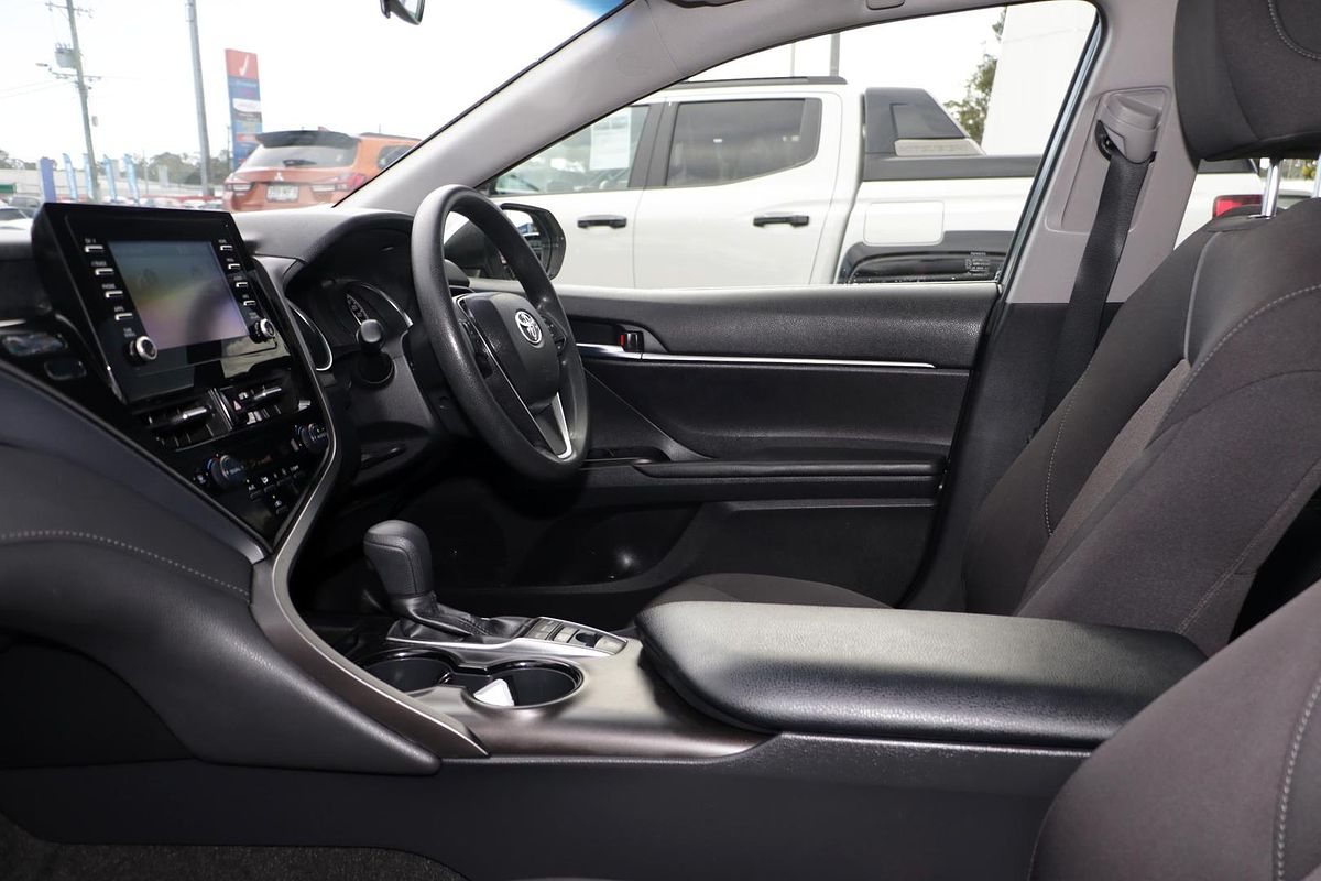2020 Toyota Camry Ascent AXVH71R