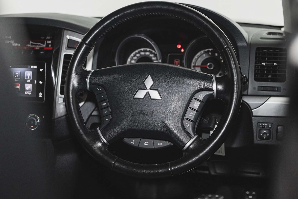 2020 Mitsubishi Pajero Exceed NX