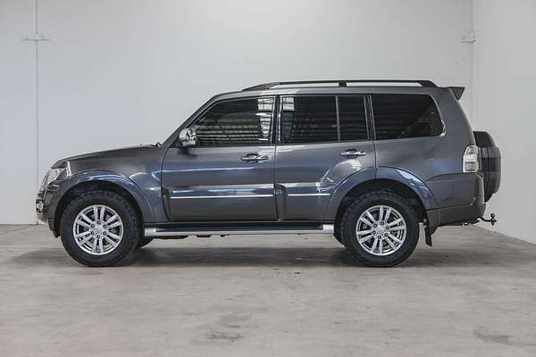2020 Mitsubishi Pajero Exceed NX