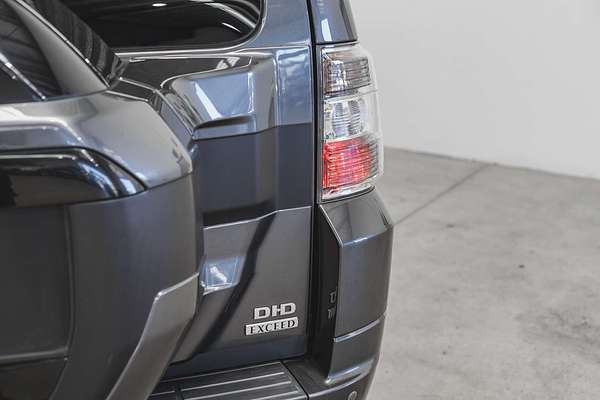 2020 Mitsubishi Pajero Exceed NX