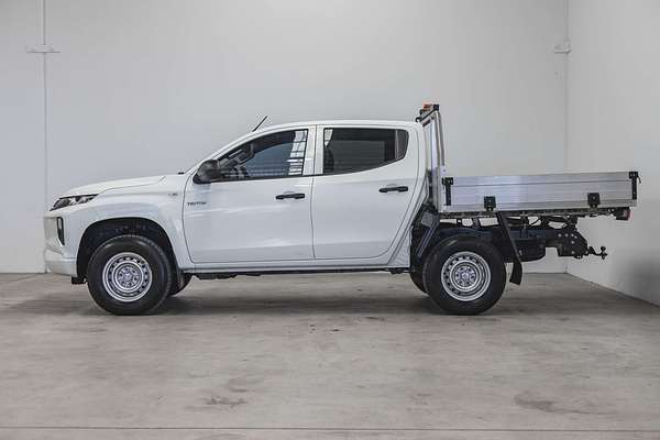 2021 Mitsubishi Triton GLX ADAS MR 4X4