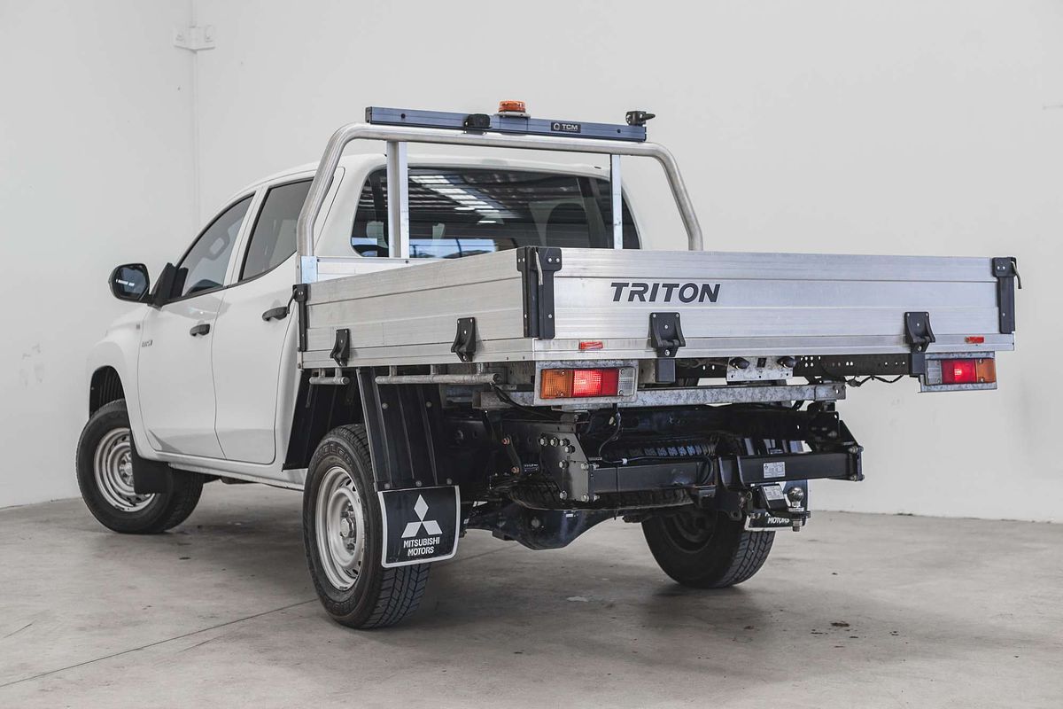 2021 Mitsubishi Triton GLX ADAS MR 4X4