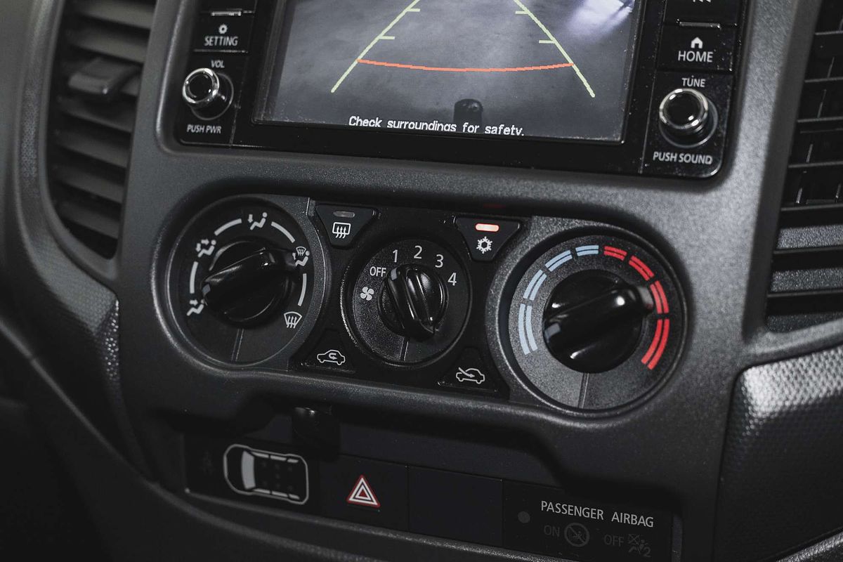 2021 Mitsubishi Triton GLX ADAS MR 4X4