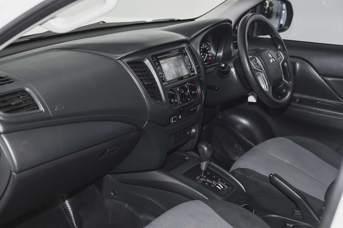 2021 Mitsubishi Triton GLX ADAS MR 4X4