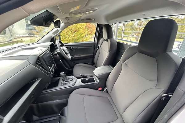 2024 Isuzu D-MAX SX High Ride Rear Wheel Drive
