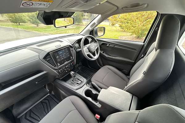 2024 Isuzu D-MAX SX High Ride Rear Wheel Drive