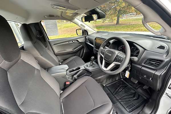 2024 Isuzu D-MAX SX High Ride Rear Wheel Drive