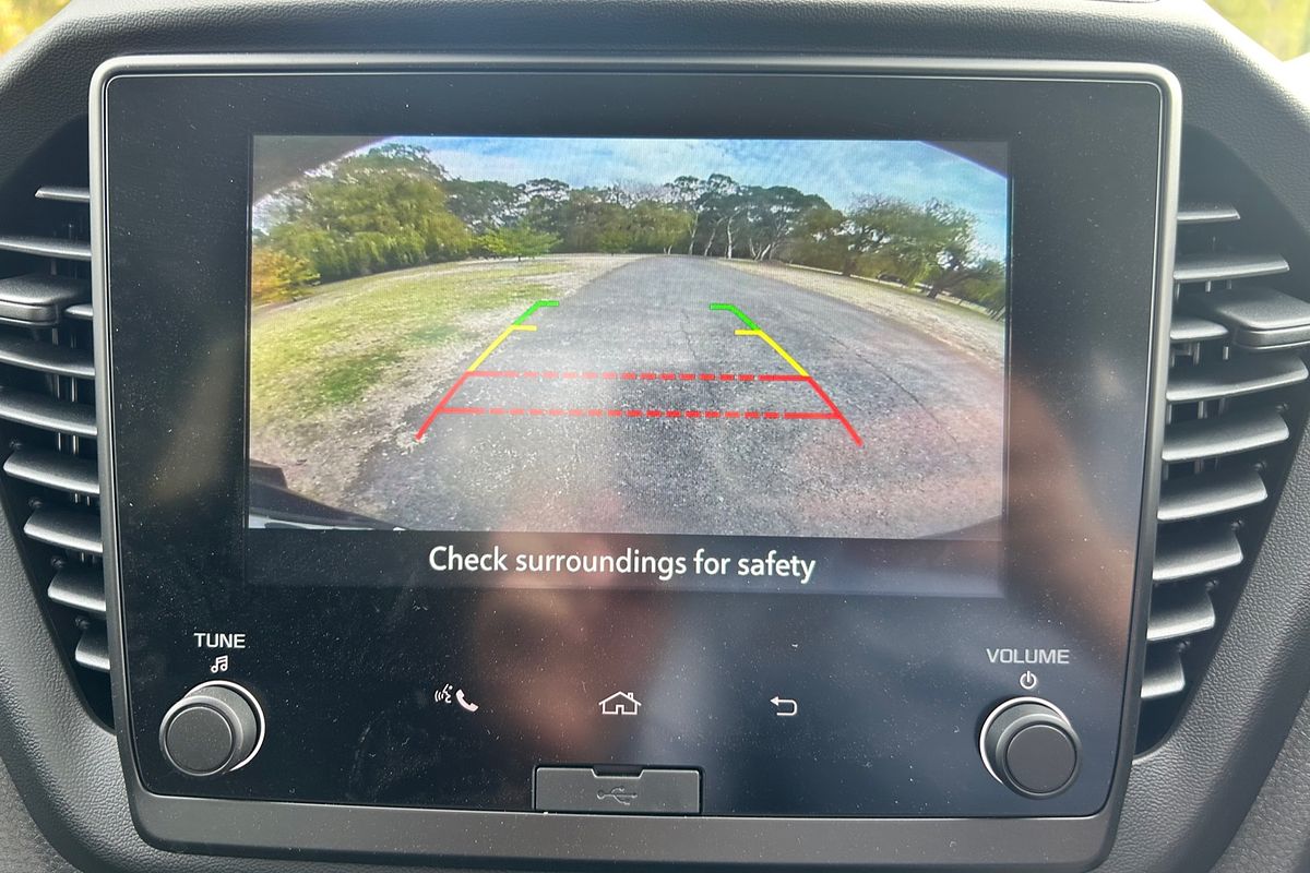 2024 Isuzu D-MAX SX High Ride Rear Wheel Drive