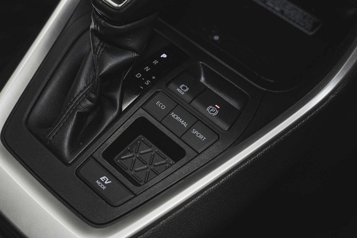 2021 Toyota RAV4 GXL AXAH52R