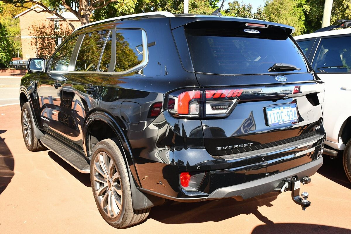 2023 Ford Everest Platinum