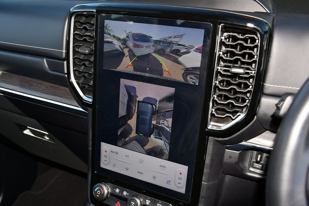 2023 Ford Everest Platinum