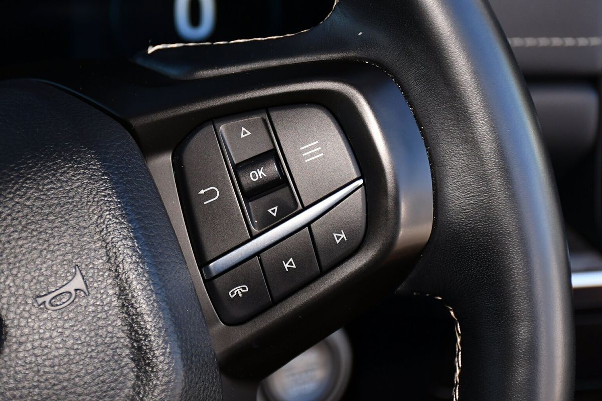 2023 Ford Everest Platinum