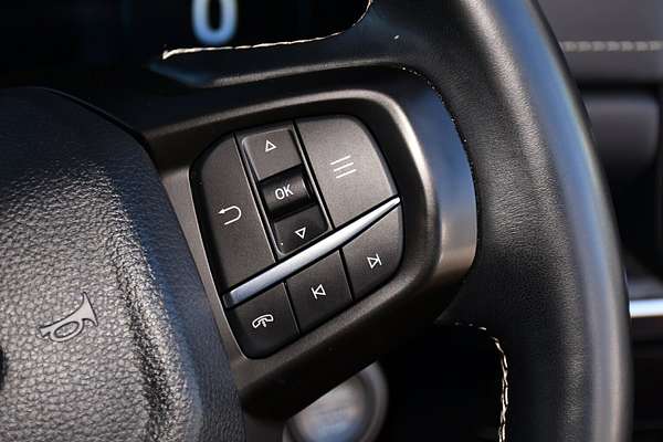 2023 Ford Everest Platinum