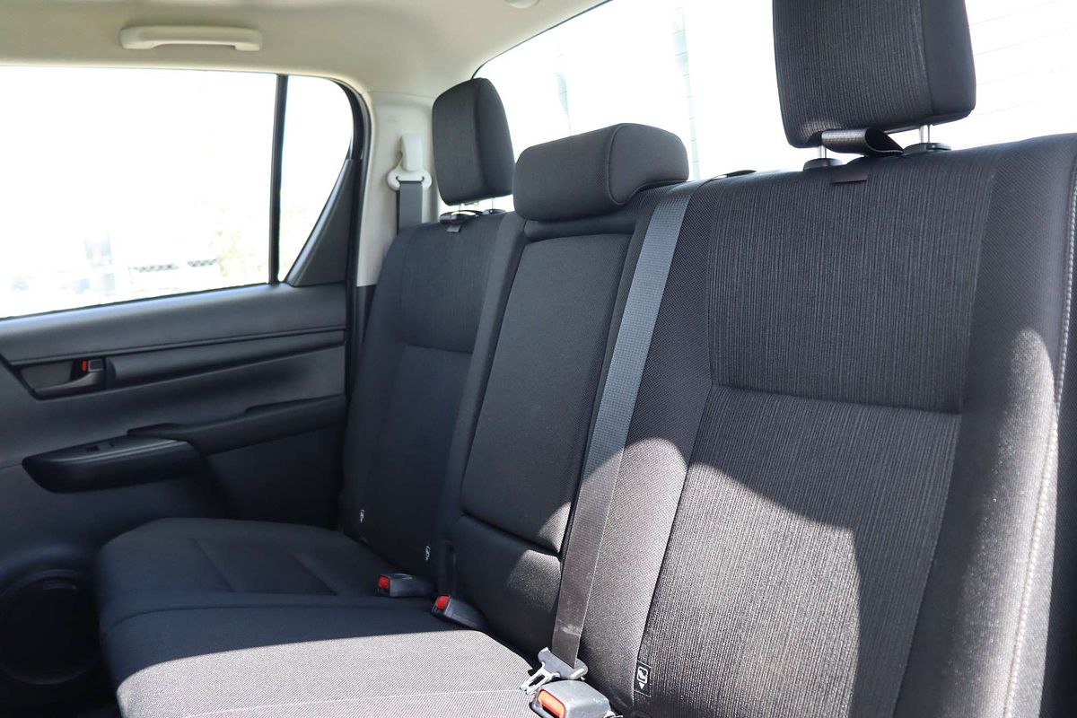 2024 Toyota Hilux SR GUN126R 4X4