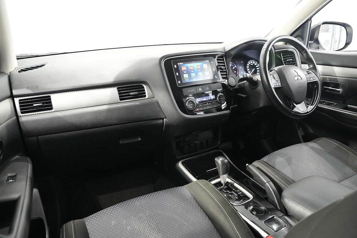 2018 Mitsubishi Outlander ES ADAS ZL