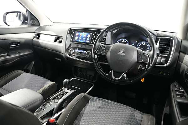 2018 Mitsubishi Outlander ES ADAS ZL