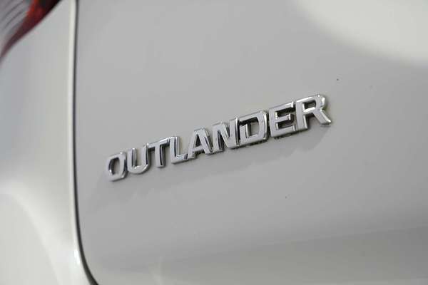2018 Mitsubishi Outlander ES ADAS ZL