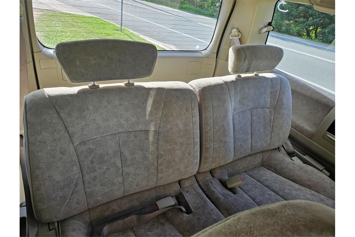 2003 Nissan ELGRAND E51