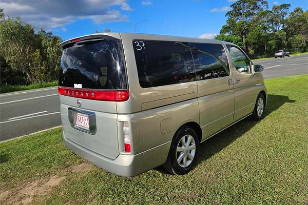 2003 Nissan ELGRAND E51
